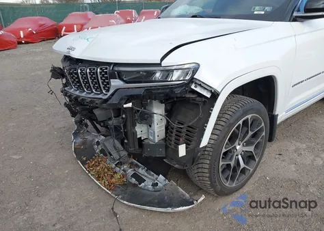 2022 Jeep Grand Cherokee Summit Reserve 4X4 z USA, uszkodzony, nr VIN 1C4RJHET8N8590477